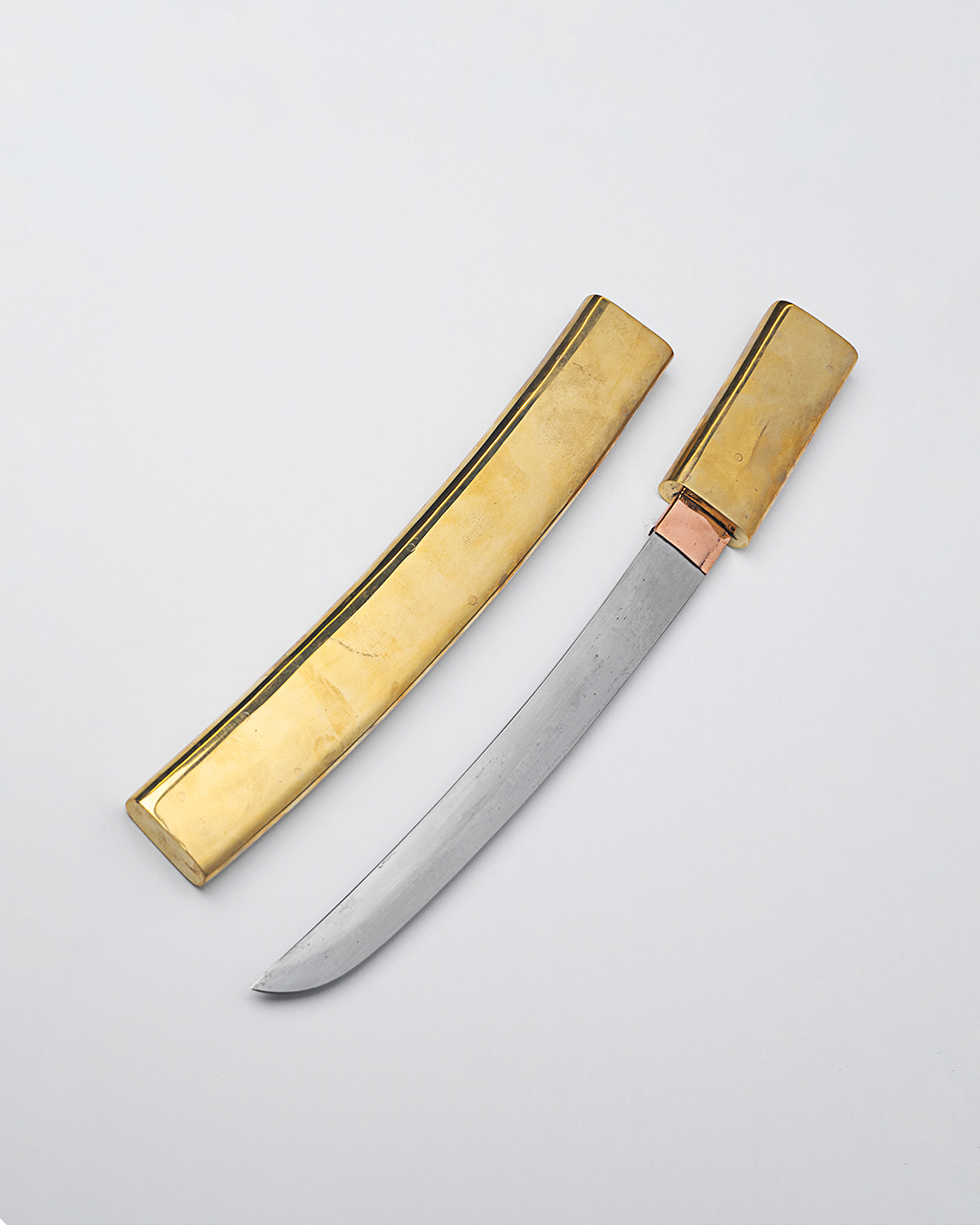 https://www.farawayforge.com/wp-content/uploads/2021/07/Golden-Tanto.jpg